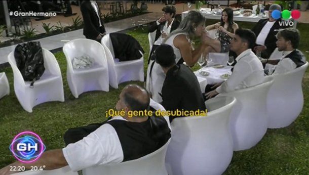 Coti, enojada porque sus compañeras no la abrazaron para Año Nuevo