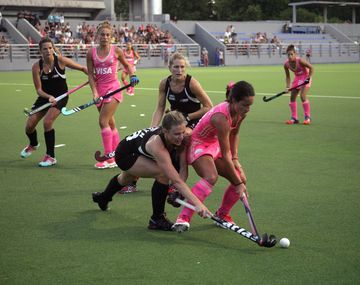Las fotos de Las Leonas jugando en Mar del Plata