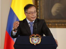 Gustavo Petro mostró su preocupación por la crisis del agua en Uruguay. Gustavo Petro mostró su preocupación por la crisis del agua en Uruguay.