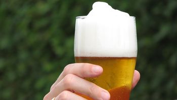 La Comisión de Hacienda de diputados solicitó al Poder Ejecutivo modificar la liquidación del Imesi a la cerveza. La Comisión de Hacienda de diputados solicitó al Poder Ejecutivo modificar la liquidación del Imesi a la cerveza.