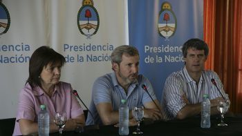 Bullrich, Frigerio y Prat Gay brindaron una distendida conferencia de prensa Bullrich, Frigerio y Prat Gay brindaron una distendida conferencia de prensa