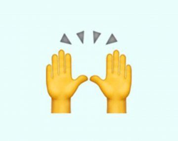 Qué significan las manos levantadas en WhatsApp