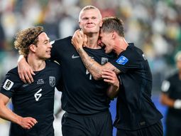 Noruega ganó y logró clasificar a la siguiente etapa del Mundial. Noruega ganó y logró clasificar a la siguiente etapa del Mundial.