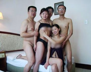 Escándalo en China por fotos de funcionarios en una orgía sexual