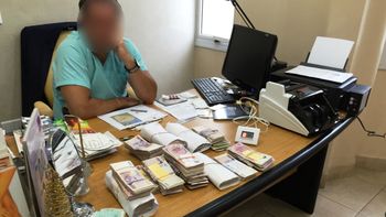 secuestran mas de $1.500.000 a famoso cirujano por evasion secuestran mas de $1.500.000 a famoso cirujano por evasion