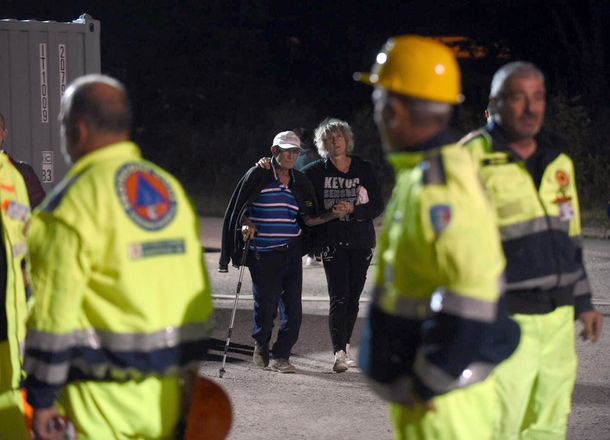 Terremoto en Italia: son al menos 247 los muertos por la catástrofe