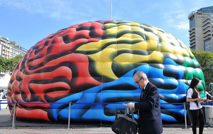Un cerebro gigante para concientizar sobre el ACV