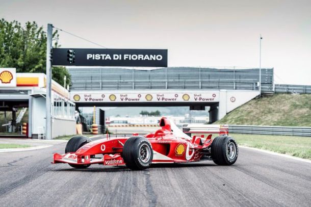 Una Ferrari de Schumacher es el auto de carreras más caro de todos los tiempos