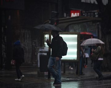 Rige un alerta por tormentas para esta noche en la Ciudad