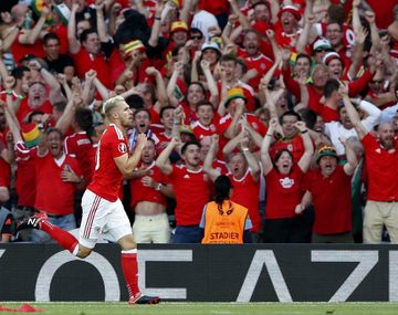 Respiran los famosos: se lesionó el jugador que predice la muerte con goles