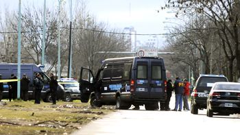 dos barras de boca, detenidos por la pelea en el bajo flores dos barras de boca, detenidos por la pelea en el bajo flores