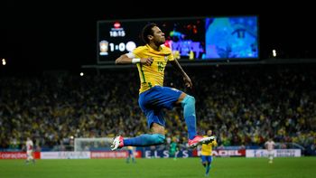 El festejo de Neymar en la goleada de Brasil a Paraguay El festejo de Neymar en la goleada de Brasil a Paraguay