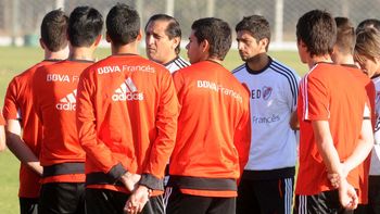 river se entrena en salta con la cabeza en los refuerzos river se entrena en salta con la cabeza en los refuerzos