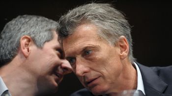 macri prometio anunciar ministros de su gabinete desde este miercoles macri prometio anunciar ministros de su gabinete desde este miercoles