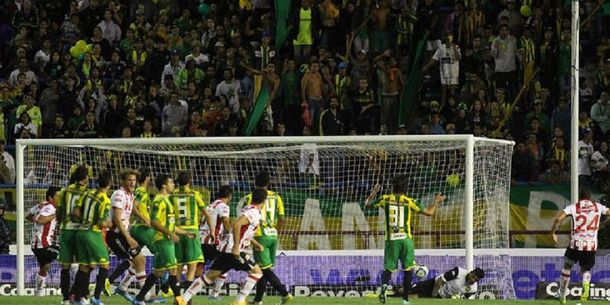 Aldosivi y Unión empataron en un partidazo en Mar del Plata