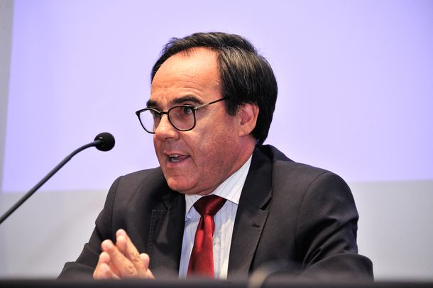 Robert Bouvier subrayó la finitud del agua en Uruguay.