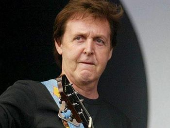 Paul McCartney ya está en Brasil para comenzar la gira