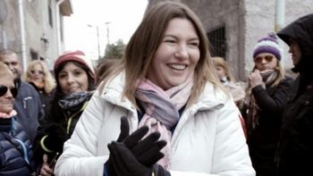 bertone votaba leyes del kirchnerismo y ahora ayuda a macri a cerrar con los buitres bertone votaba leyes del kirchnerismo y ahora ayuda a macri a cerrar con los buitres