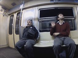 experimento social en el subte porteno: asi se vive con sindrome de tourette experimento social en el subte porteno: asi se vive con sindrome de tourette