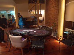 Clausuraron un casino clandestino que funcionaba en un departamento de Villa Urquiza