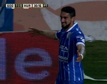 Godoy Cruz comenzó el torneo con triunfo ante Huracán