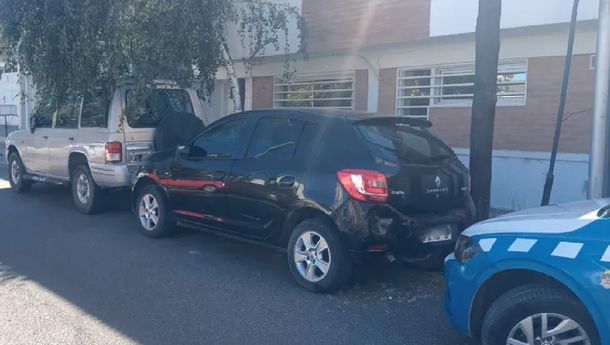 Neuquén: conductor borracho chocó a dos autos y superó el límite del alcoholímetro
