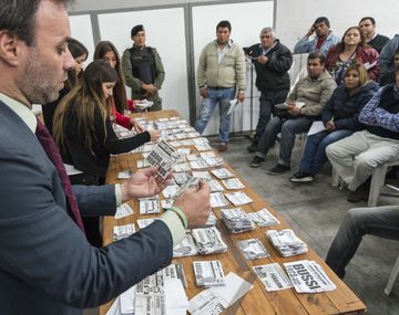 Ordenan que no se proclame ningún ganador