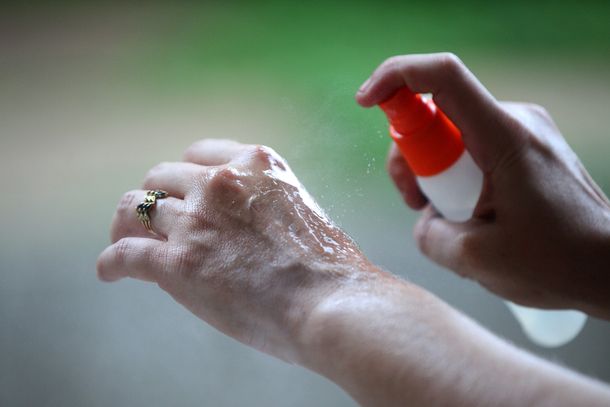 Aerolíneas de EEUU ofrecen reembolsos a embarazadas por temor al virus zika