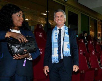 ¡Cuidado la cartera! Memes por el detalle de la foto de Macri en Argentina-México