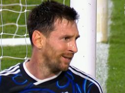 el exquisito gol de messi para el 2-0 de la seleccion ante zambia el exquisito gol de messi para el 2-0 de la seleccion ante zambia