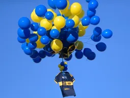 aparecio en uruguay la camiseta que boca mando al cielo en homenaje a miguel angel russo aparecio en uruguay la camiseta que boca mando al cielo en homenaje a miguel angel russo