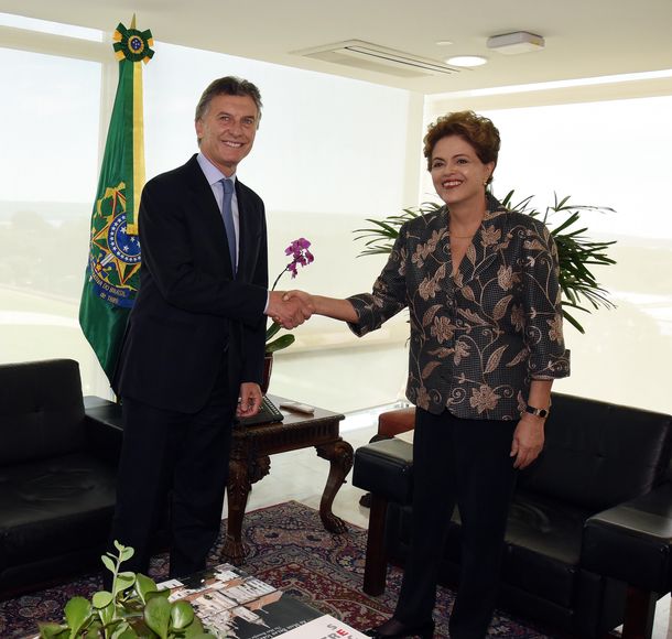 El Gobierno aseguró que respeta el proceso institucional de Brasil