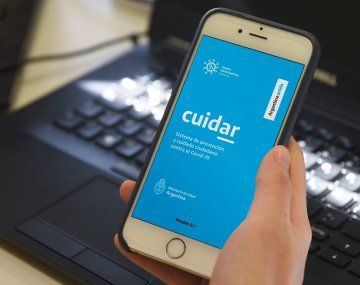 Usan la aplicación Cuidar para robar cuentas de WhatsApp