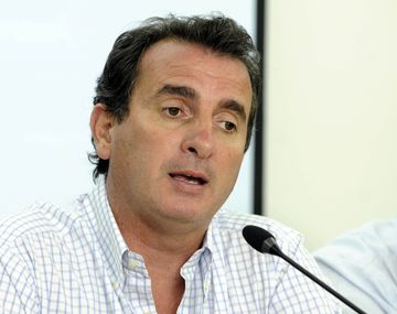 Francisco Pérez le pidió la renuncia a todo su Gabinete