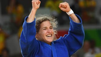 sueno cumplido: paula pareto se quedo con la primera medalla de oro argentina sueno cumplido: paula pareto se quedo con la primera medalla de oro argentina