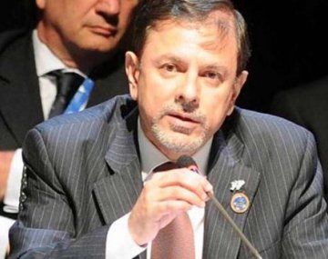 Memorando: Exvicecanciller denunció orquesta sinfónica político-judicial