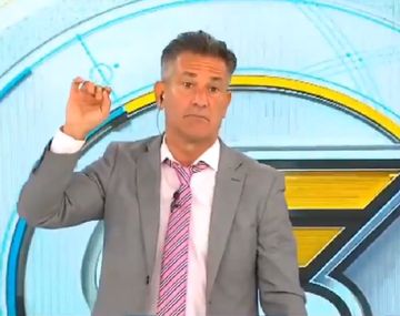 Diego Díaz se burló de la voz de Falcioni: al DT le quedó como secuela del cáncer de garganta