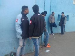 la conmovedora foto de un hincha de belgrano que emociona a todos la conmovedora foto de un hincha de belgrano que emociona a todos