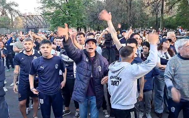 El pueblo tripero pidió justicia por Lolo Regueiro