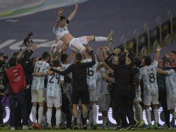 ¿Qué te pasa brazuca?, la nueva canción de la hinchada de Argentina para el subcampeón