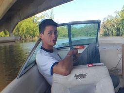 Buscan a un joven que desapareció cuando cruzaba en bote el Paraná