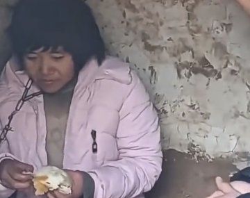 Rescatan a una mujer que vivía encadenada a una pared