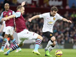 con gol de falcao, el manchester igualo ante el aston villa con gol de falcao, el manchester igualo ante el aston villa