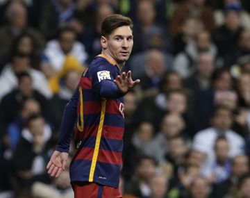 Messi volvió a jugar tras dos meses de inactividad