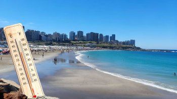 Sube la temperatura del agua en Mar del Plata. Sube la temperatura del agua en Mar del Plata.