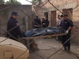 horror en santiago: mato a su mujer con un hacha delante de sus hijos horror en santiago: mato a su mujer con un hacha delante de sus hijos