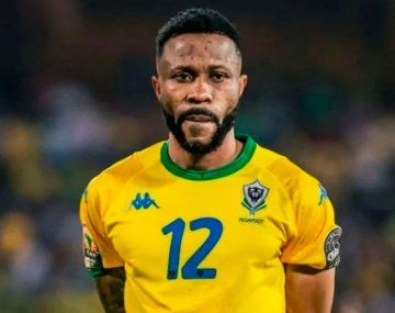 Polémico: un jugador de Gabón dijo haber nacido en 1990 y su mamá murió en 1986