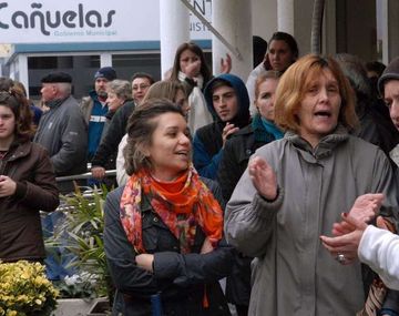 Vecinos pidieron la renuncia de la intendenta Fassi