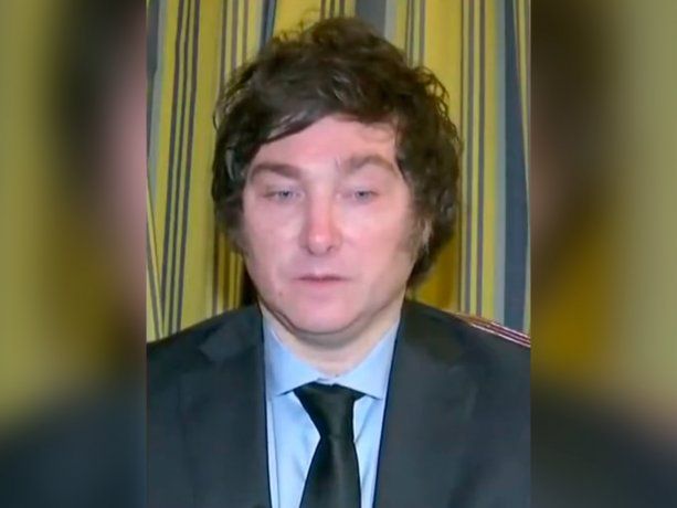 La cara de Milei cuando se enteró de que su sueldo lo ganó un kirchnerista