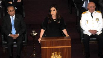 cfk: seguiremos defendiendo la dignidad de la nacion cfk: seguiremos defendiendo la dignidad de la nacion